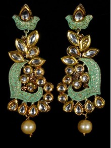 Kundan Earrings with Meenakari Work